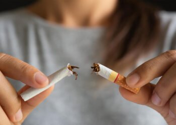 Artigo Seu cigarro pode impactar negativamente em sua coluna - agosto - 2021 - Dr. Alexandre Elias